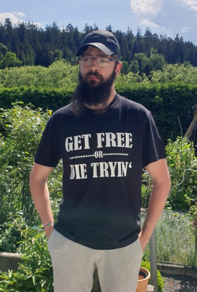T-Shirt mit Aufdruck Get Free or Die Tryin